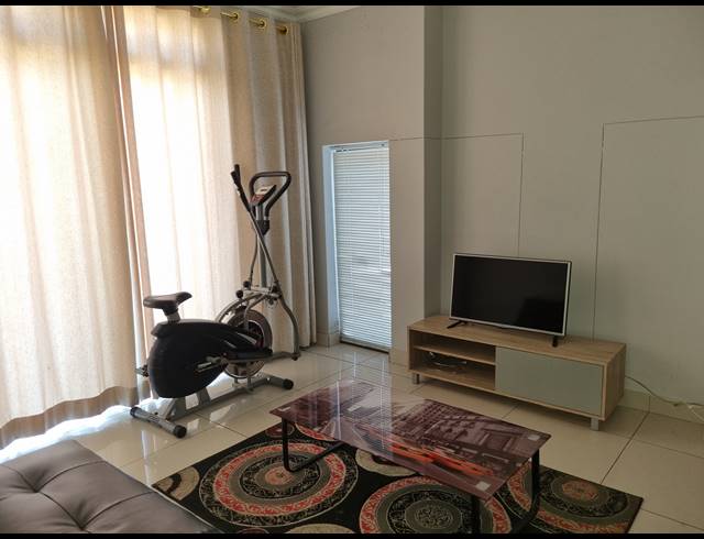 2 BEDROOM APARTMENT RENTED IN UMHLANGA RIDGE